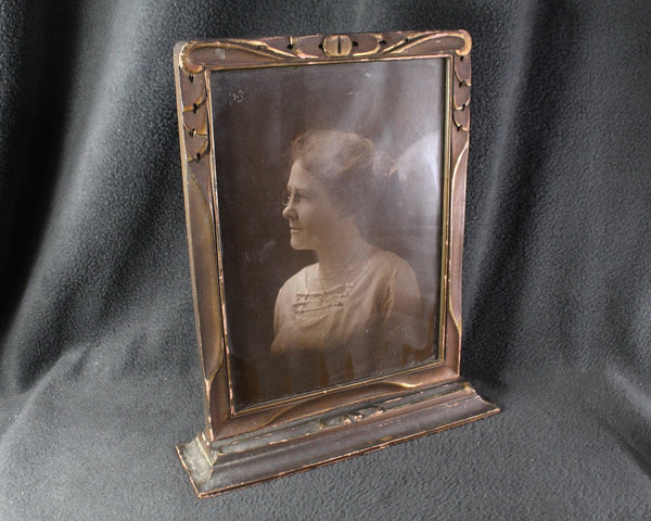 Antique Tabletop Wooden Frame with 1910s/1920s Woman's Portrait| Antique Frame for Portrait or Mirror | Bixley Shop