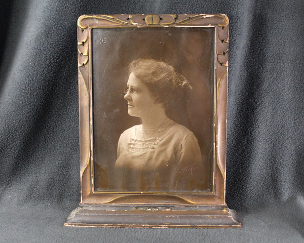 Antique Tabletop Wooden Frame with 1910s/1920s Woman's Portrait| Antique Frame for Portrait or Mirror | Bixley Shop