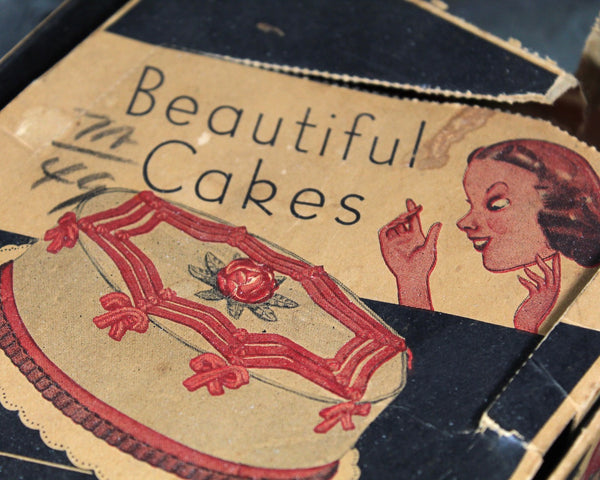 Vintage 1950s Beautiful Cakes Cake Decorator | Aluminum Cake Decorator Set with 6 Tips | Classic Mid-Century Plunger-Style Cake Decorator