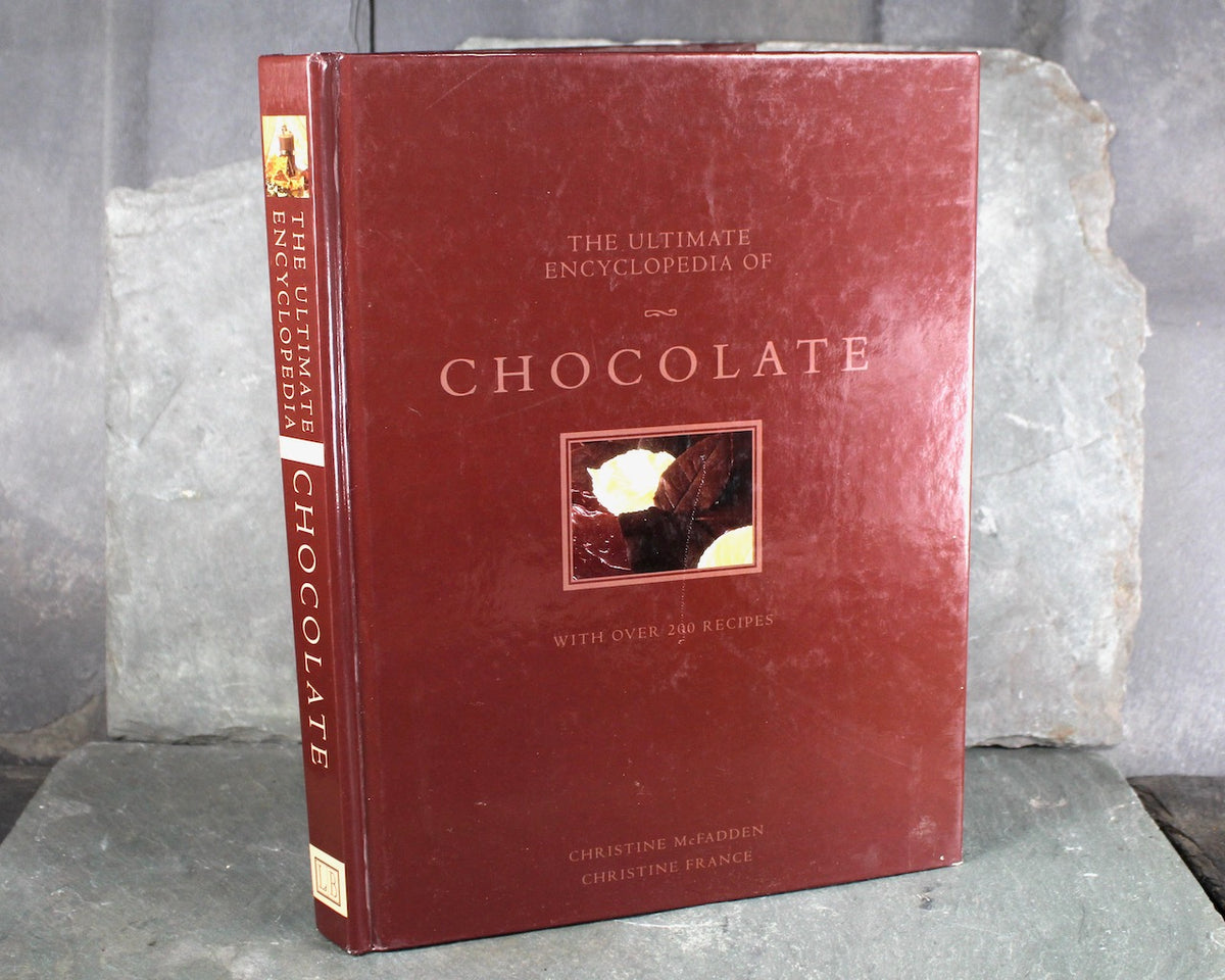 FOR CHOCOLATE LOVERS! The Ultimate Encyclopedia of Chocolate by