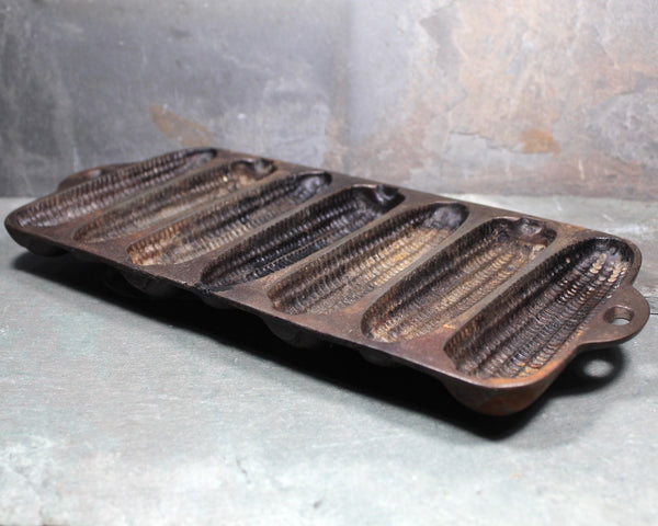 Antique Corn Bread Mold - Cast Iron Bread Pan - Unmarked Heavy Pan