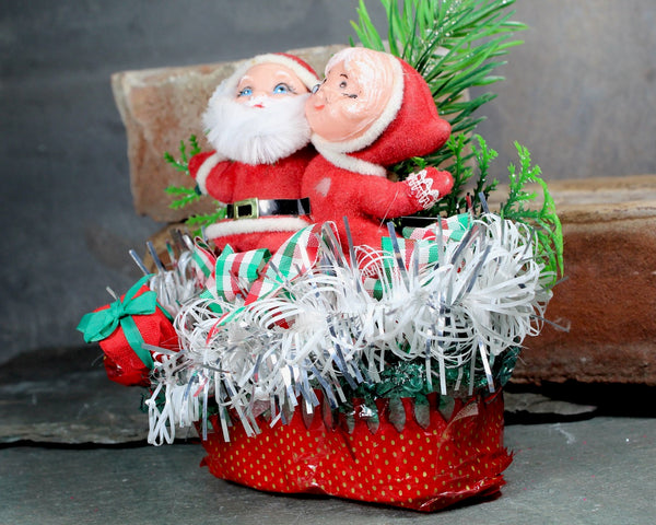 Vintage Santa & Mrs. Claus Hugging! - Mid-Century Flocked Santa and Mrs. Claus Centerpiece for Floral Display - Made in Japan