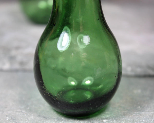 Vintage Lightbulb Salt & Pepper Shakers | Green Glass Lightbulb Salt and Pepper Shakers | Circa 1940s/1950s