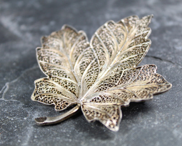 Vintage Filagree Leaf Brooch | Silver Metal Leaf Pin | Delicate Autumnal Pin