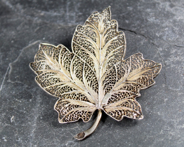 Vintage Filagree Leaf Brooch | Silver Metal Leaf Pin | Delicate Autumnal Pin
