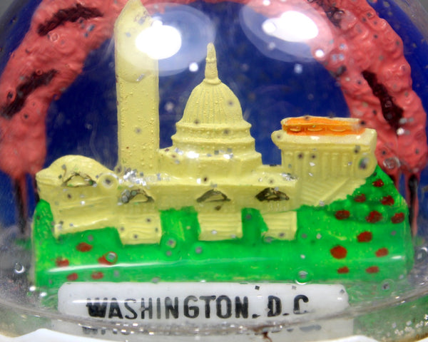 Vintage Washington DC Souvenir Snow Globe - Capital Building - Washington Monument - Cherry Blossoms