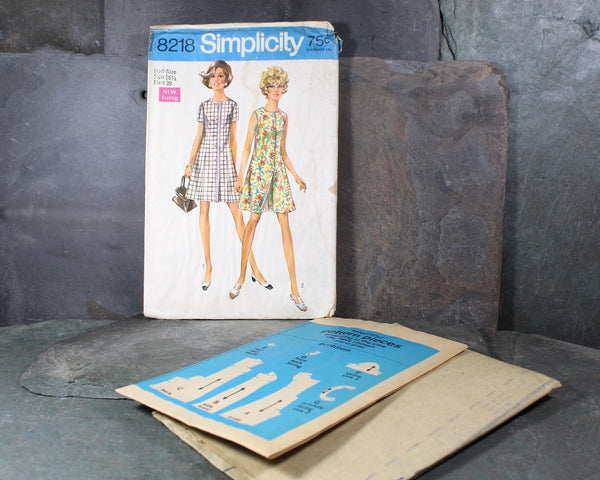 1969 Simplicity #8218 Dress Pattern | Complete, Uncut, Factory Folded Pattern in Original Envelope | Woman's Size 16 1/2 | Bixley Shop