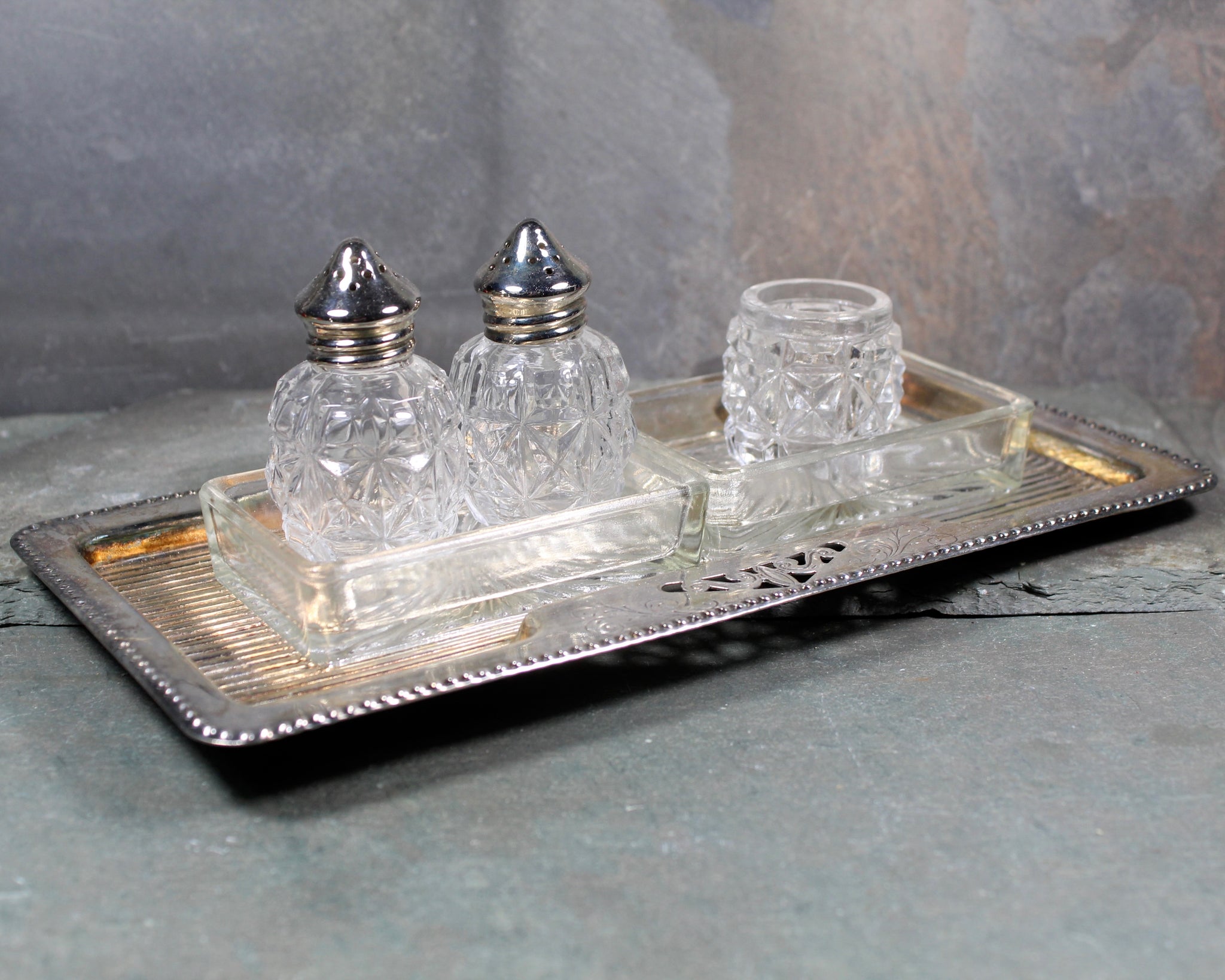 Salt & Pepper Shakers – Bixley Shop