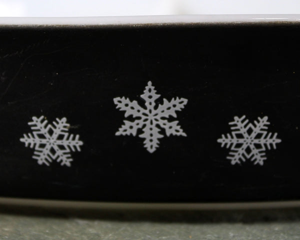 RARE! Pyrex Charcoal with White Snowflake Pattern | 1 1/2 Quart Divided Dish | 1950s Pyrex | Bixley Shop