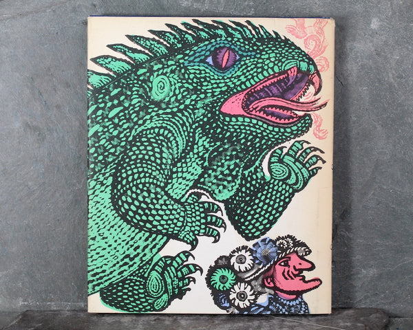 Saint George and the Dragon: A Mummer's Play by John Langstaff | Woodcut Illustrations by David Gentleman | 1973 FIRST EDITION