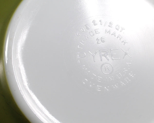 Vintage Pyrex #403 Nesting Bowl 2.5 Quart | Pyrex Mixing Bowl | Avocado Green Pyrex | Bixley Shop