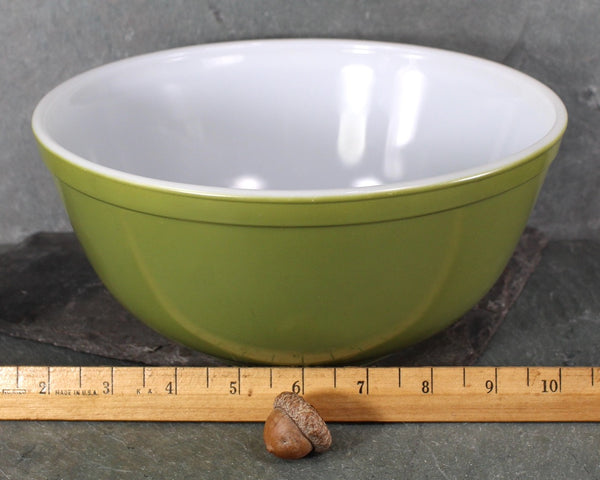 Vintage Pyrex #403 Nesting Bowl 2.5 Quart | Pyrex Mixing Bowl | Avocado Green Pyrex | Bixley Shop