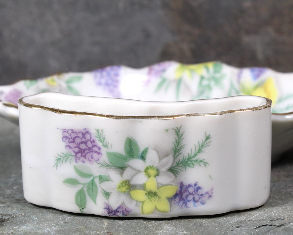 porcelain cigarette holder Lefton Porcelain Leaf Dish - 1960s Vintage Ashtray with Built-In Cigarette Holder - Place Card Holder porcelain cigarette holder Lefton Porcelain Leaf Dish - 1960s Vintage Ashtray with Built-In Cigarette Holder - Place Card Holder