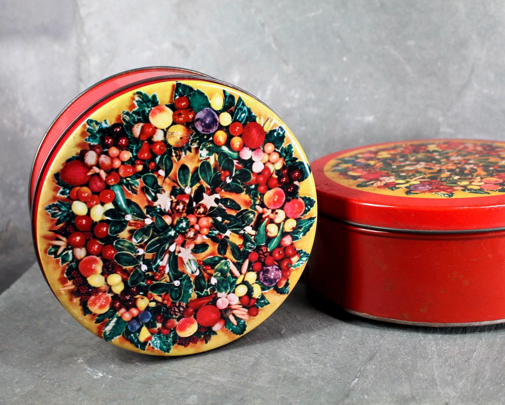 Vintage fruit cake outlet tins