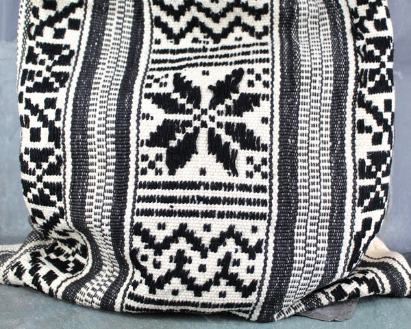 Black & White Woven Beach Tote Bag | 1970s BoHo Chic Tote Bag