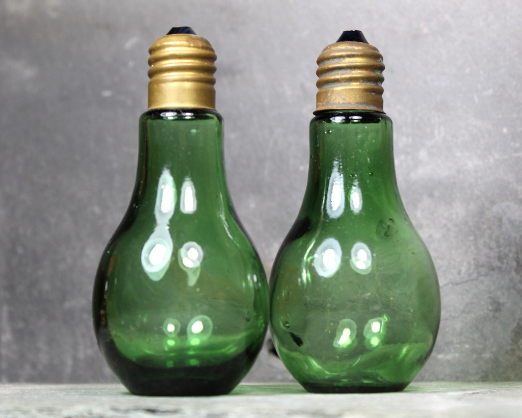 Vintage Salt Pepper Shakers Green Glass Light Bulb Box20